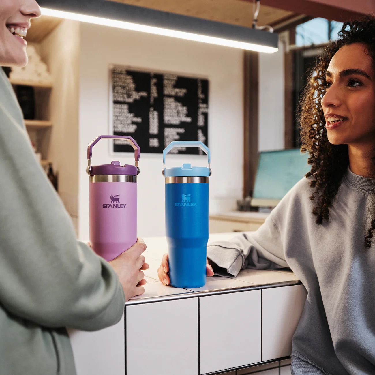 IceFlow™ Flip Straw 2.0 Tumbler | 0.89L - Stanley Create - Image 11