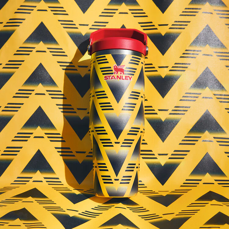 Stanley 1913 x Arsenal IceFlow™ Flip Straw 2.0 Tumbler | 0.89L - Image 3